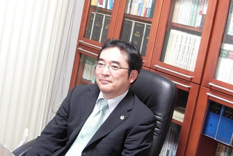 弁護士